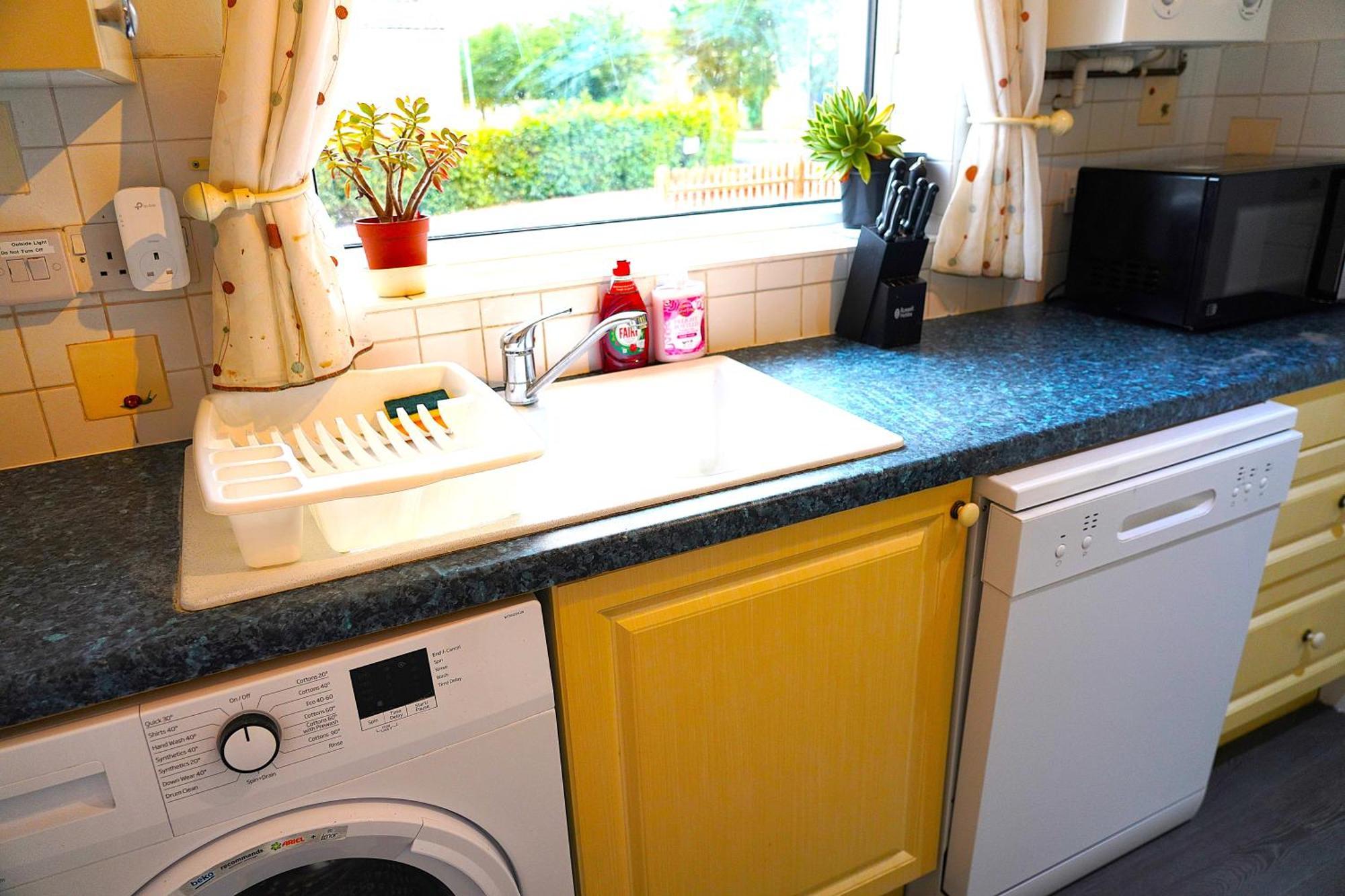 Sleeps 10, Free Parking, Close To Science Park, King Size Bed Milton  Extérieur photo