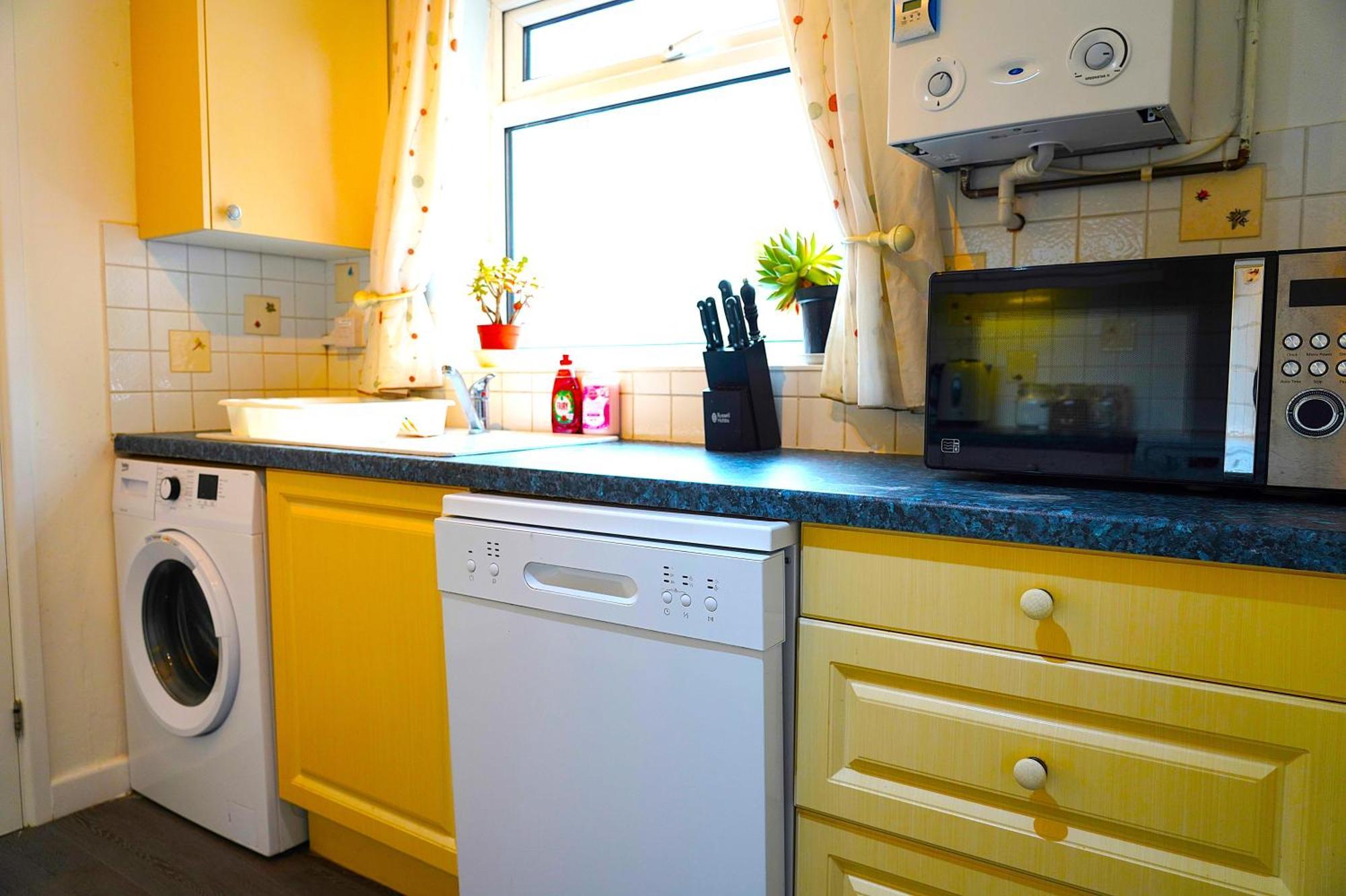 Sleeps 10, Free Parking, Close To Science Park, King Size Bed Milton  Extérieur photo